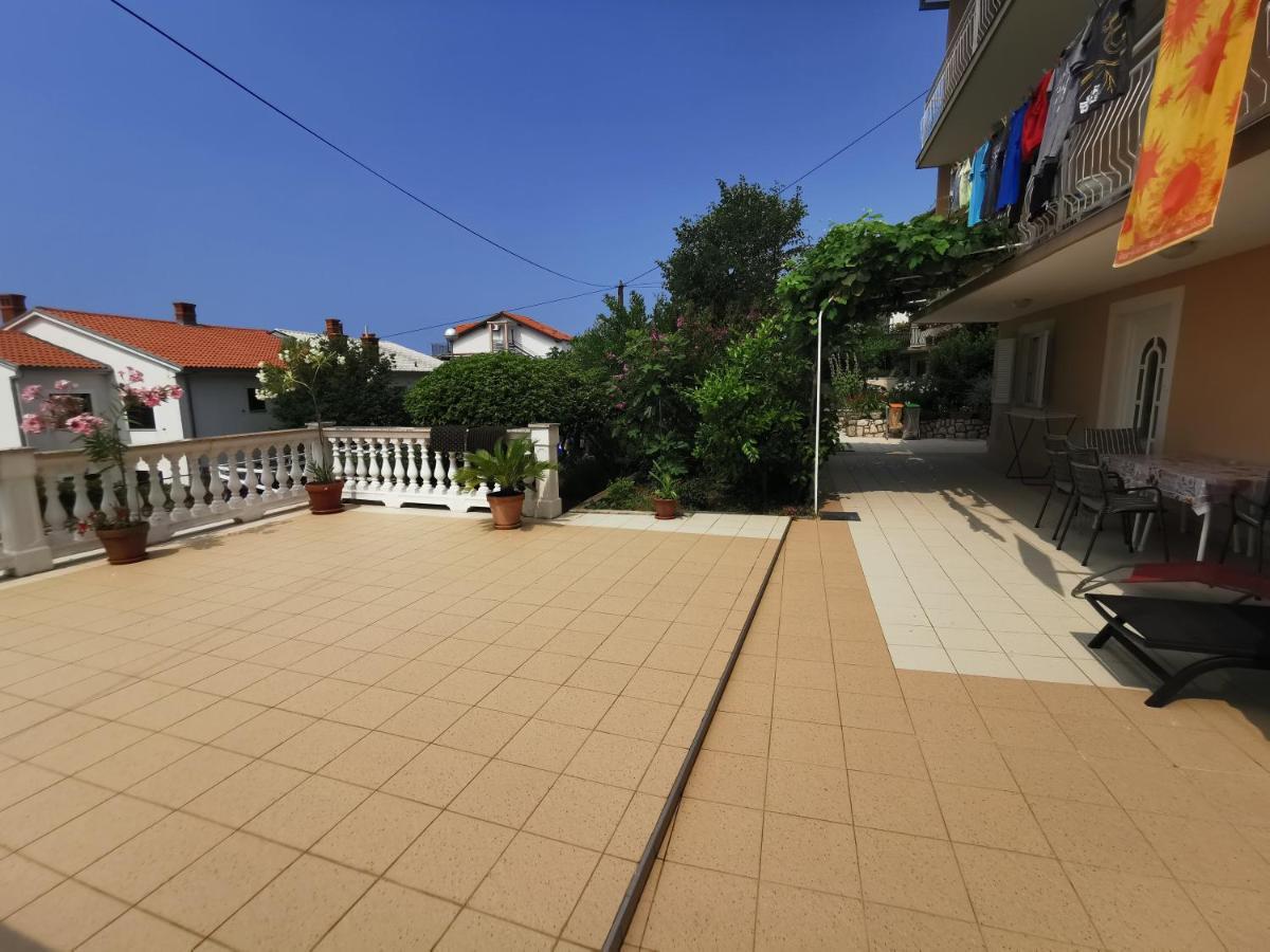Villa Clara Apartments Kvarner Novi Vinodolski Exterior foto