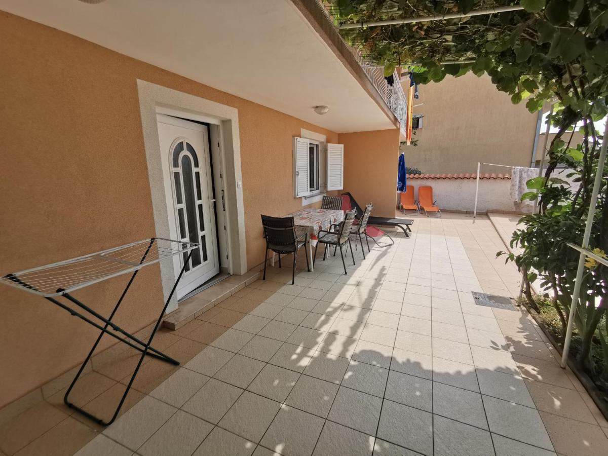 Villa Clara Apartments Kvarner Novi Vinodolski Exterior foto