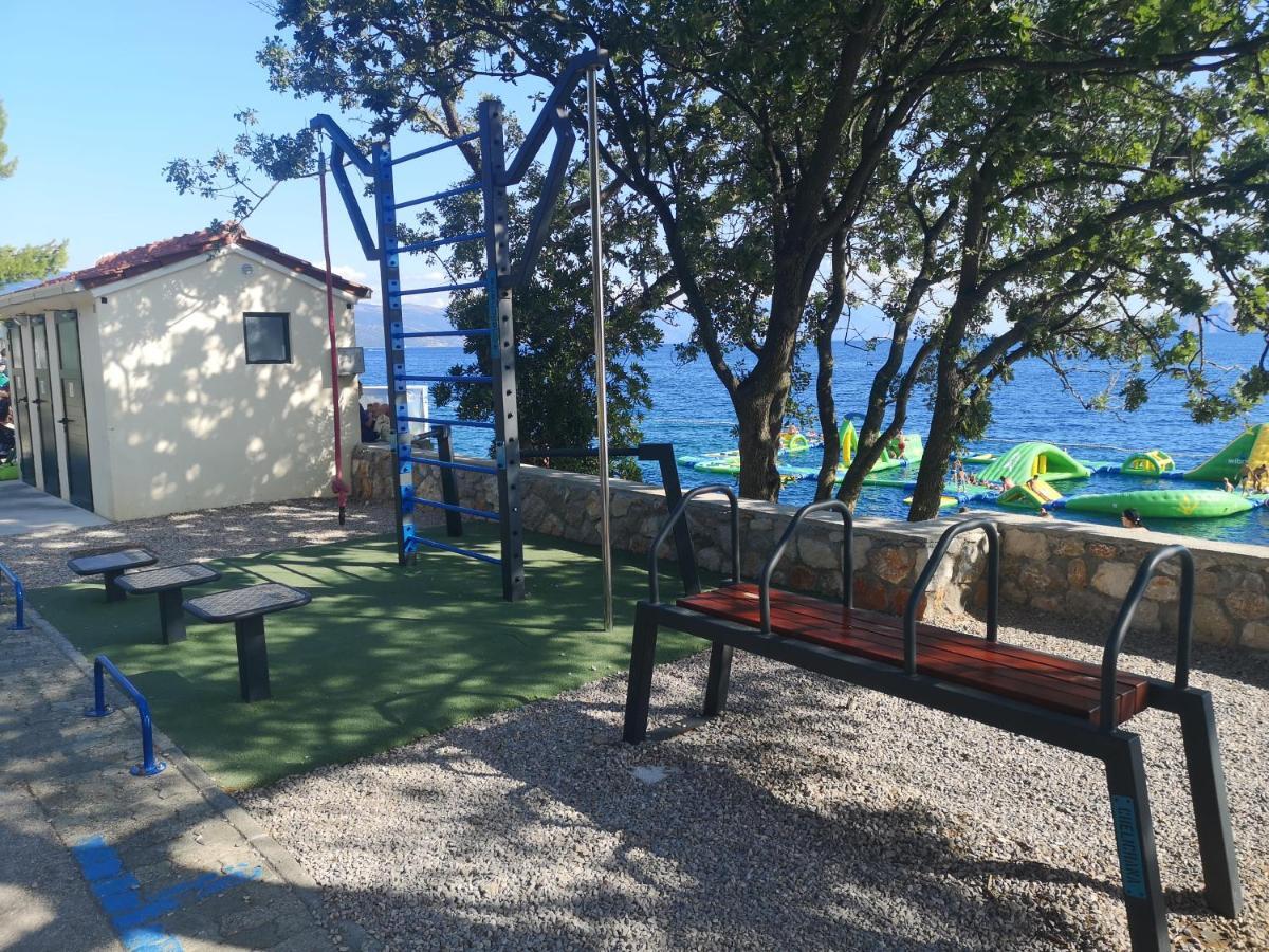 Villa Clara Apartments Kvarner Novi Vinodolski Exterior foto